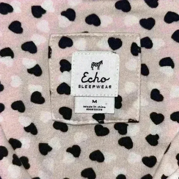 Echo Heart Nightgown - Picture 3 of 5